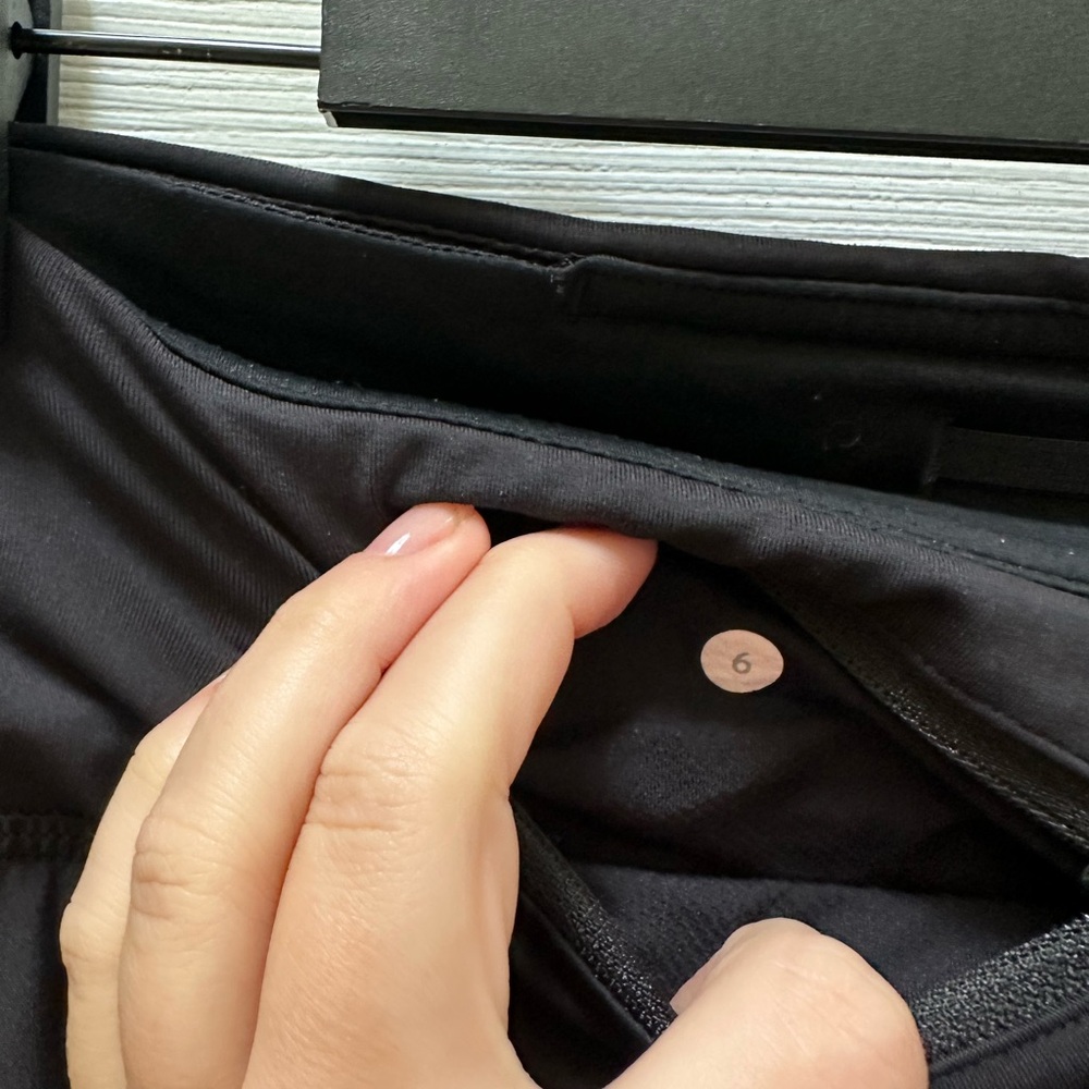 Lululemon Speed Up Short *2.5" Black 6 lined athletic running - Picture 4 of 6